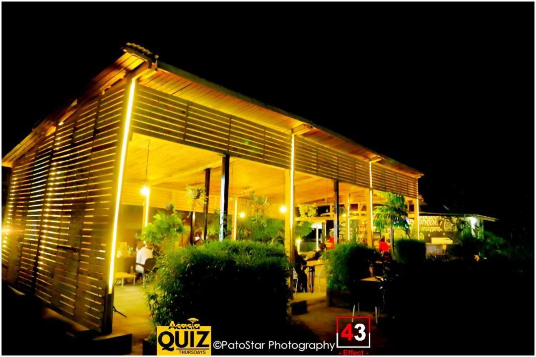 Acacia Hotel Mbarara Nyamitanga Buitenkant foto