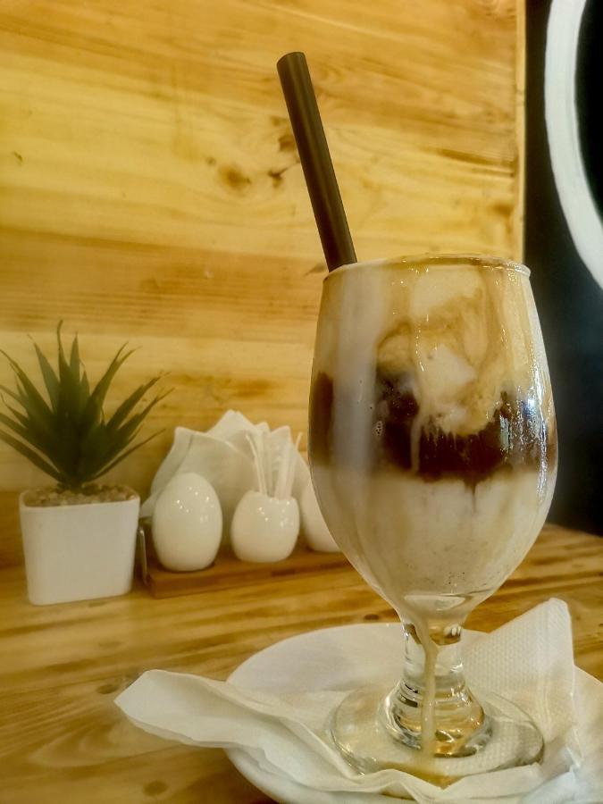 Acacia Hotel Mbarara Nyamitanga Buitenkant foto